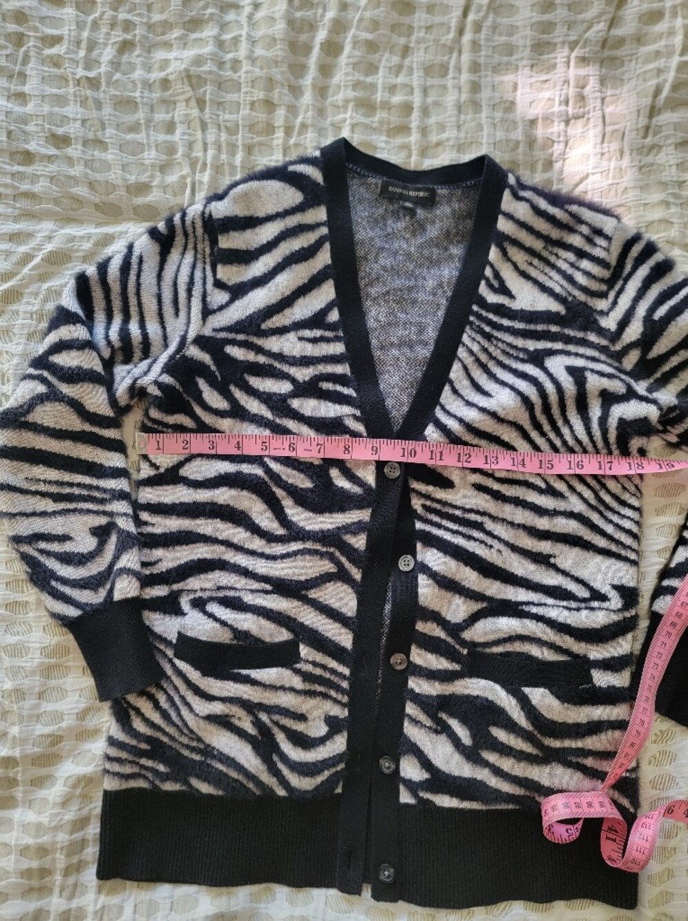 Black & White Zebra-Print Women's Cardigan Sweater